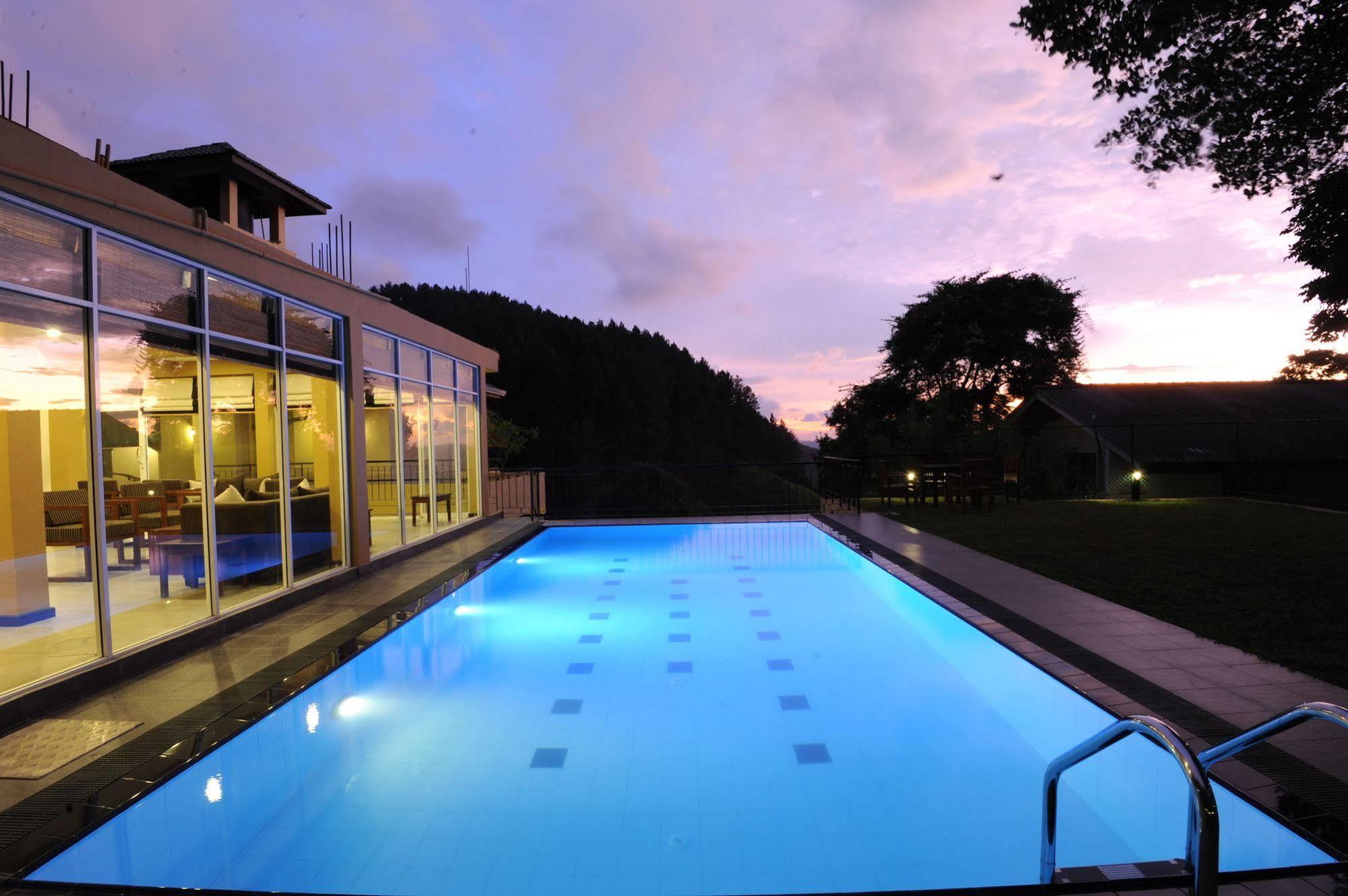 Melheim Kandy Villas Εξωτερικό φωτογραφία