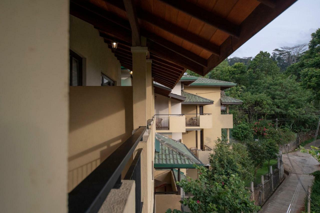 Melheim Kandy Villas Εξωτερικό φωτογραφία