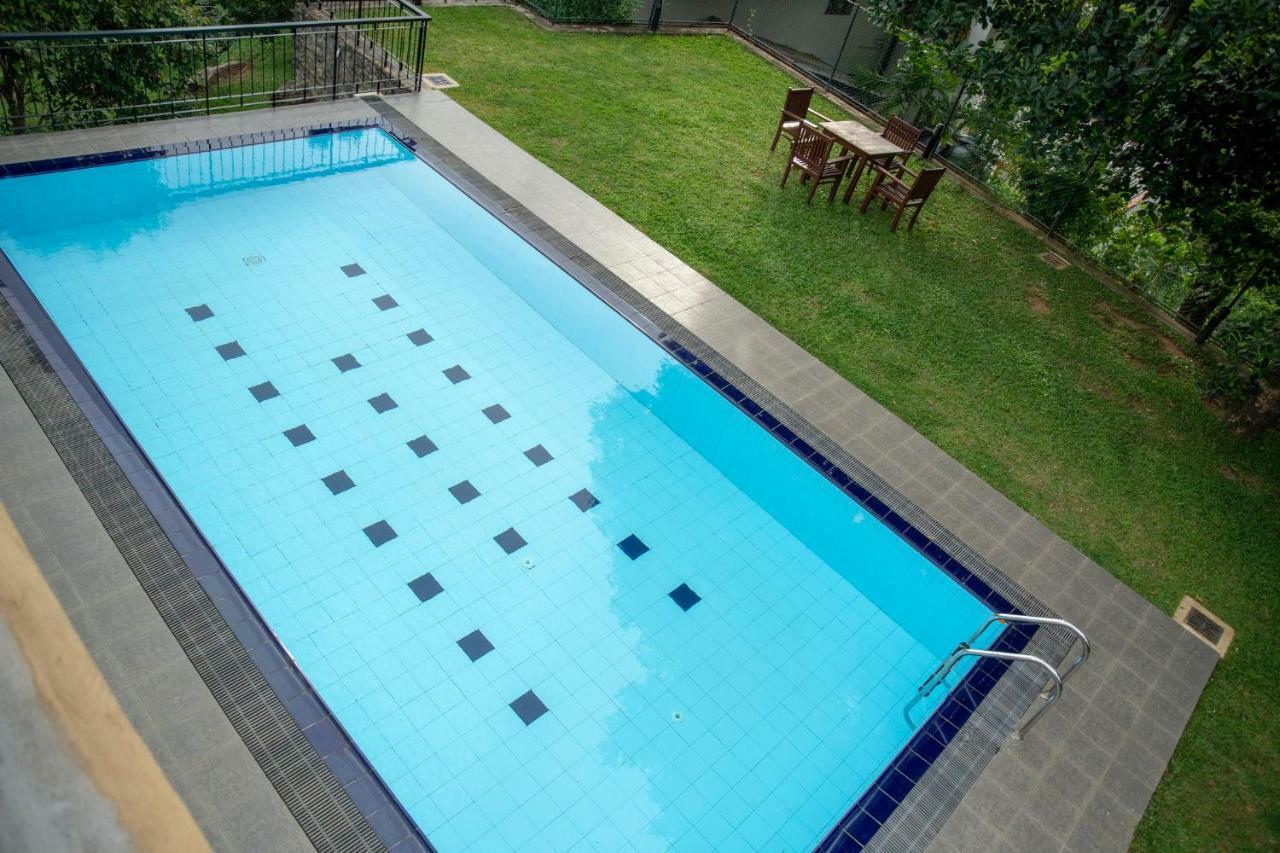 Melheim Kandy Villas Εξωτερικό φωτογραφία